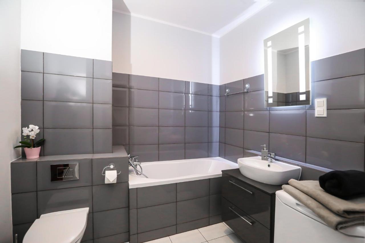 King4You Apartments Вроцлав Экстерьер фото